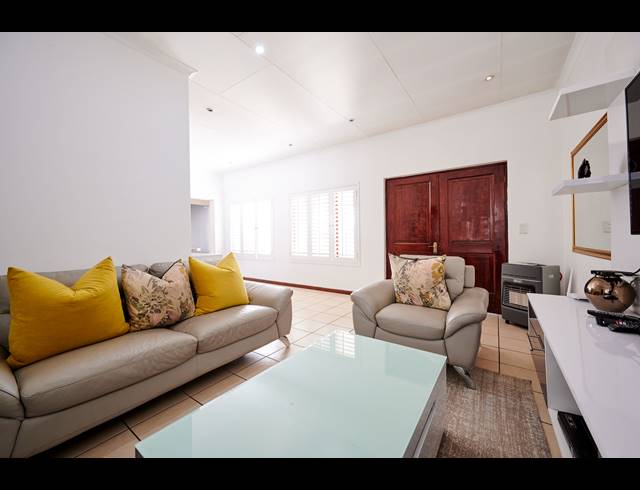 2 BEDROOM CLUSTER FOR SALE IN NOORDWYK